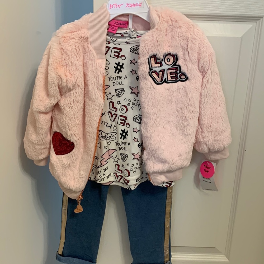 Brand new 3piece set